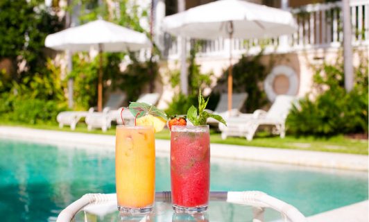 Tropical Poolside Beverages - Bahama House Dunmore Town, Bahama